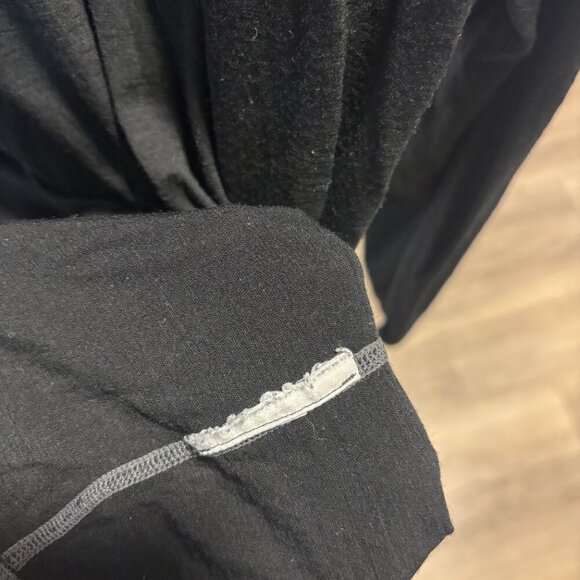 Smartwool Merino 150 Long Sleeve 1/4 Zip Base Layer – Black (Size M) - Picture 5 of 6